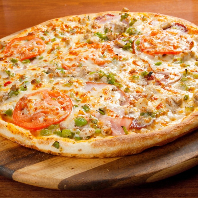 Vegetables  & Salami Pizza 