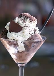 Ice cream with hot chocolate