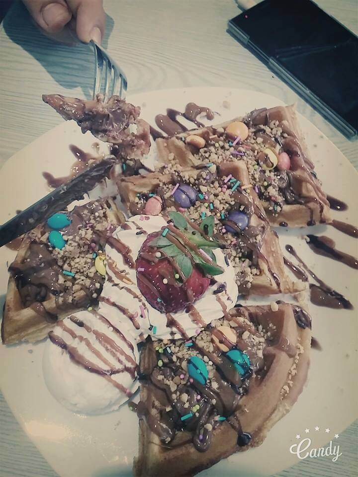 Waffle Nutella With Nuts+Ice Cream