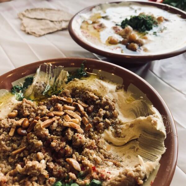  صحن حمص شاورما دجاج
