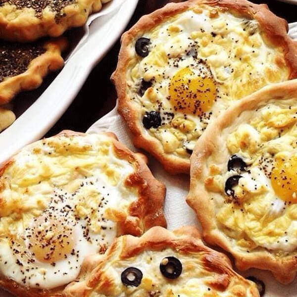 Eggs with olives