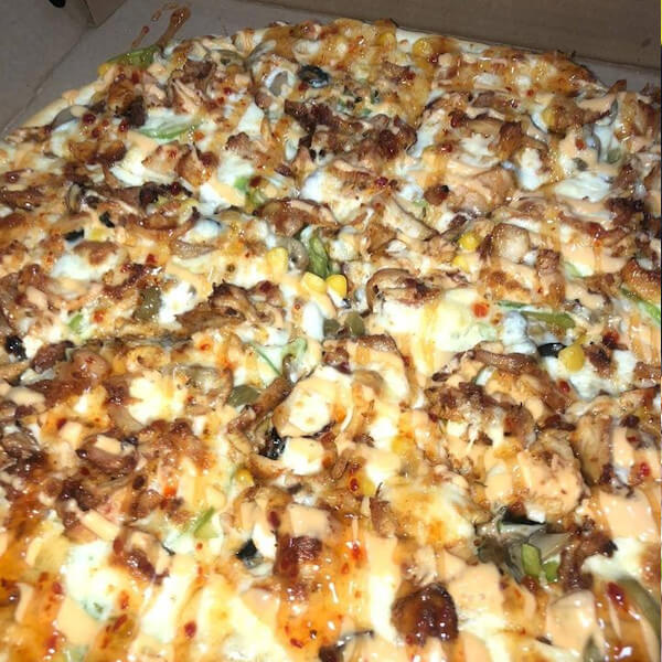 Chicken Barbecue Pizza  