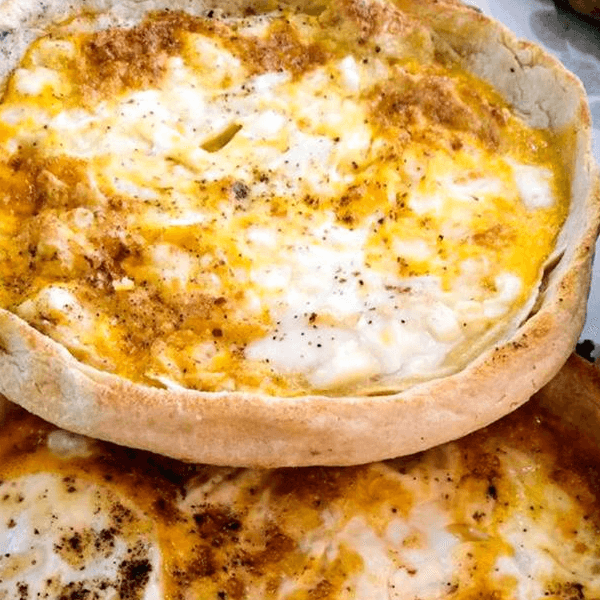 manqusha Eggs with cheese 
