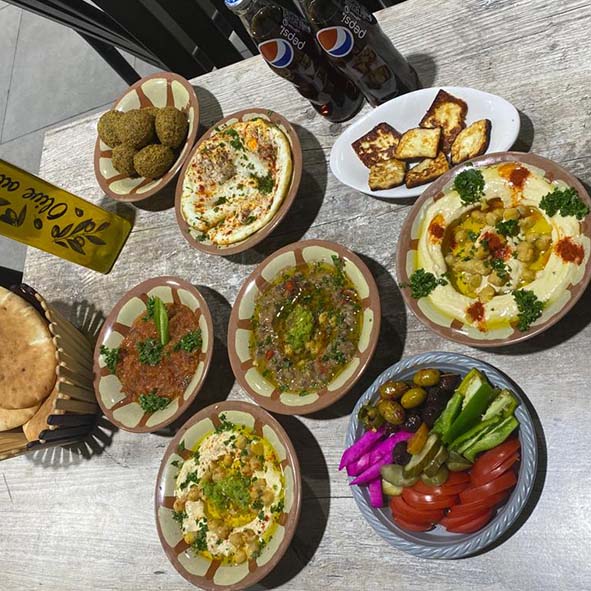 مبعثرة (بطاطا مع بيض)