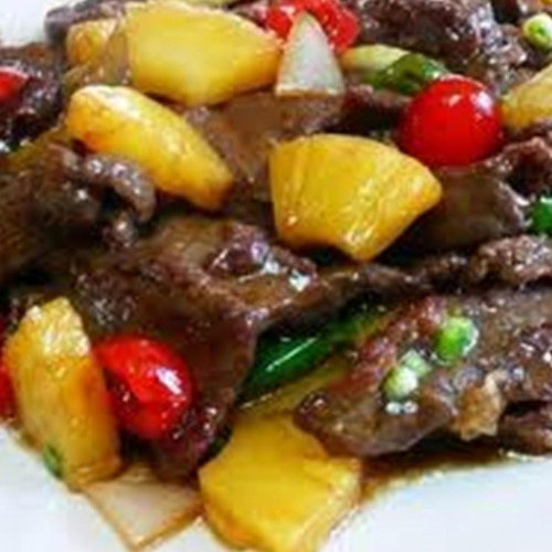 Meat with pineapple