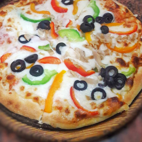 Pizza Salami Medium
