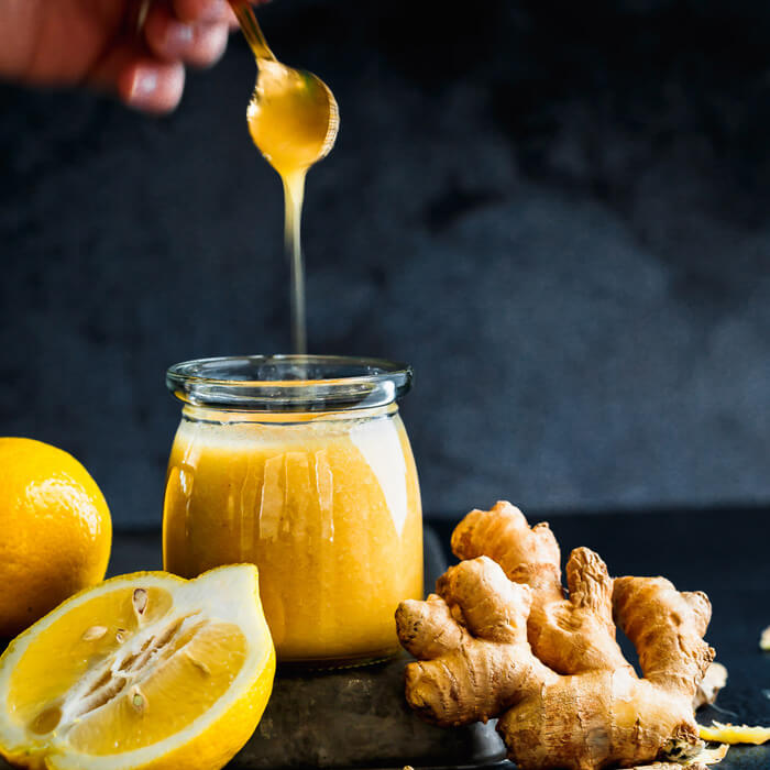 Ginger and lemon honey
